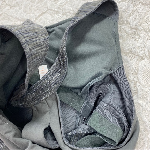 Lucy gray perfect core athletic tank top with built in bra - Picture 7 of 8